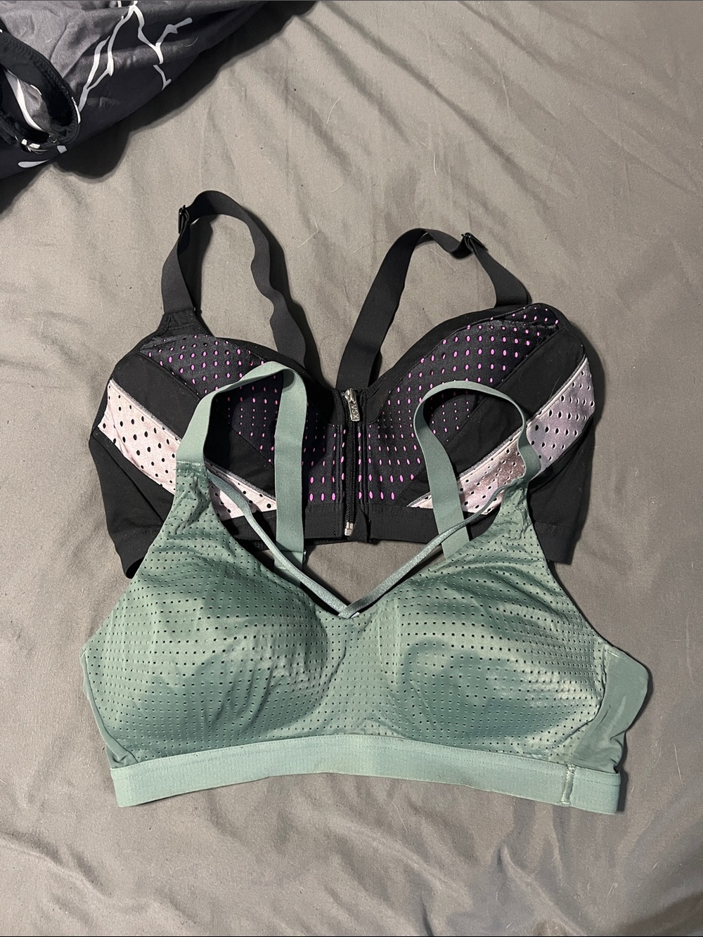 VS sports bras